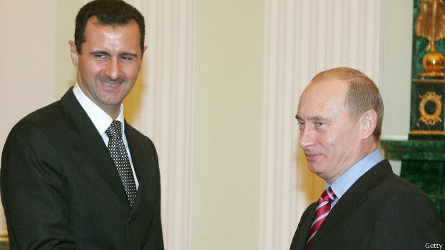 克里姆林宫发言人称，总统已经致电叙利亚总统阿萨德，通知他有关决定。