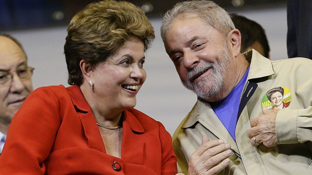 La presidenta de Brasil Dilma Rousseff y su antecesor Lula da Silva