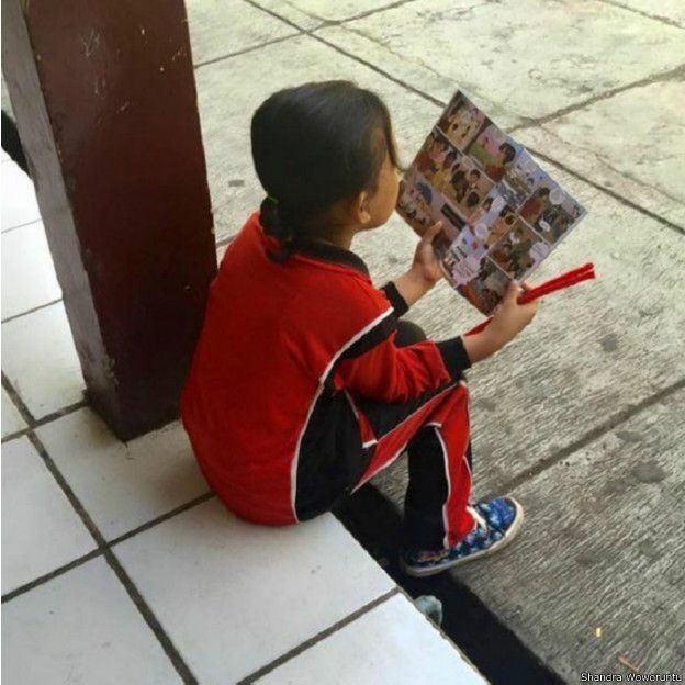 Comic trafficking