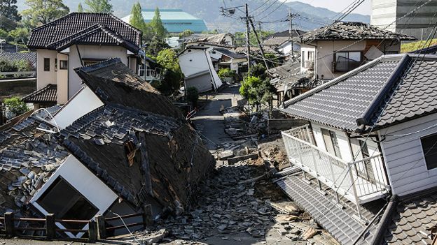 160416073743_japan_quake_640x360_getty_n