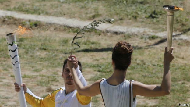 160421114149_olympic_torch_640x360_reute