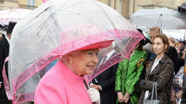 160511065153_queen_elizabeth_624x351_afp_nocredit.jpg
