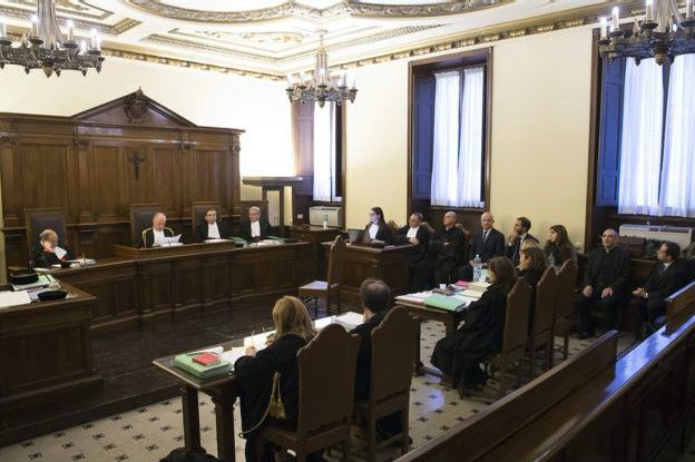 Sala del Tribunal del Vaticano