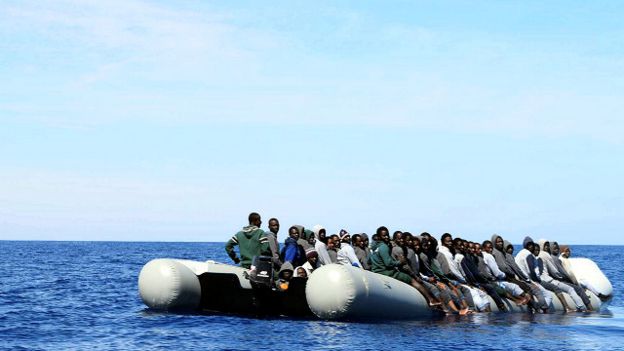 Əksəriyyəti Eritrea və Somalidən olan azı 359 miqrant Liviyadan gəmi ilə gedərkən dünyasını dəyişib