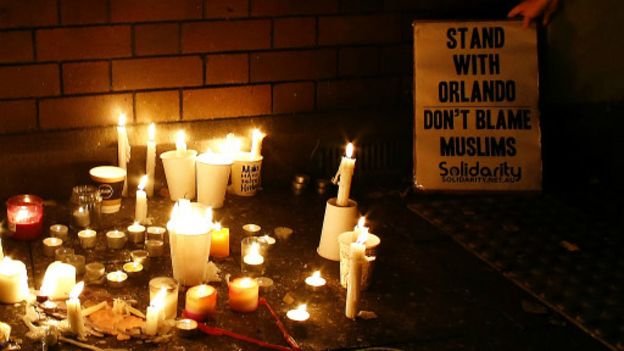 160613121557_florida_attack_mourning_512