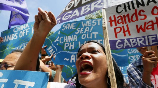 Người dân Philippines biểu tình chống Trung Quốc