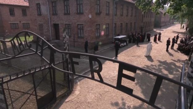160729125923_pope_poland_640x360_ap_nocr