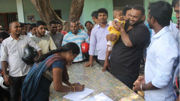 160807090648_srilanka_640x360_bbc_nocred