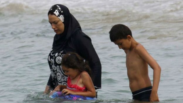 160827123510_burkini_512x288_reuters_noc