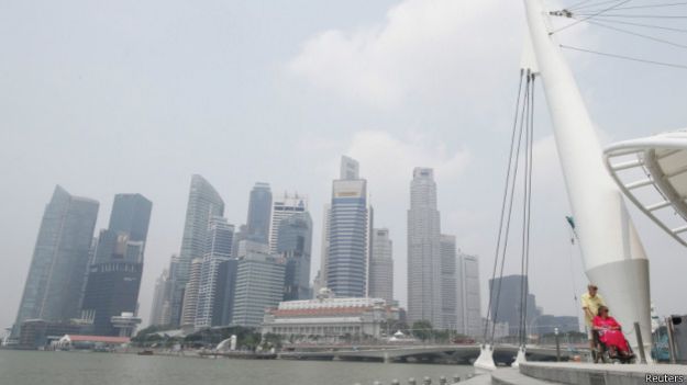 140915103623_singapore_city_624x351_reut