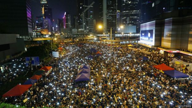 香港“占領中環”示威者在金鍾占領區集會（10/10/2014）
