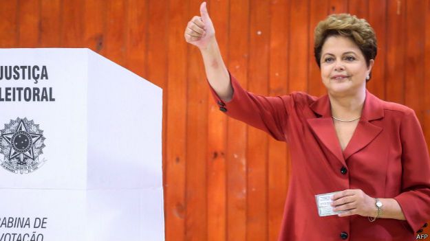 Dilma após votar, em Porto Alegre (AFP)