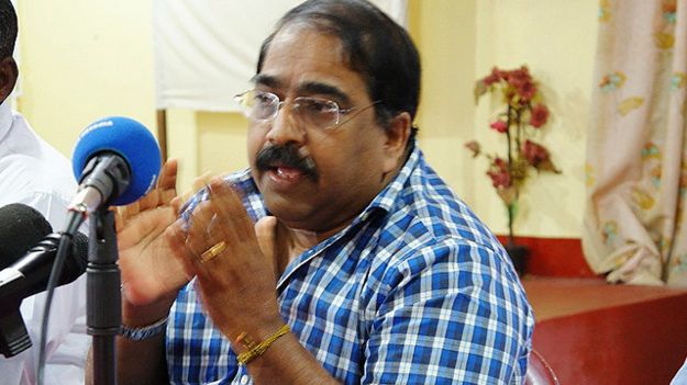 சுரேஷ் பிரேமச்சந்திரன்
