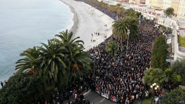 Массовая демонстрация прошла в Ницце