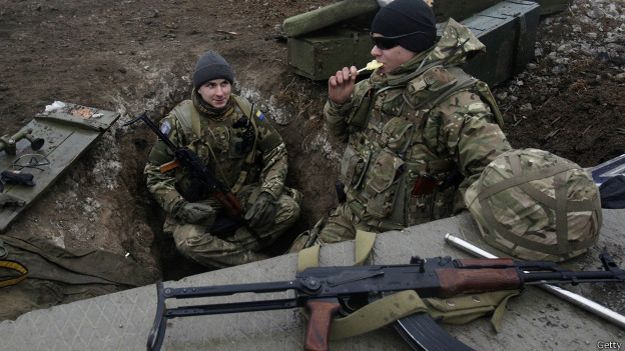 Украинские солдаты в Донбассе