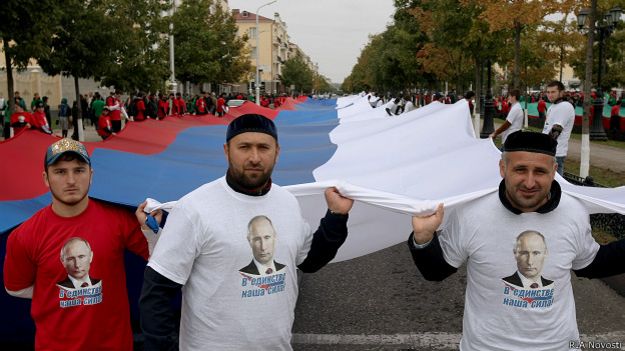 Акция в поддержку Путиина в Грозном в октябре 2014 года