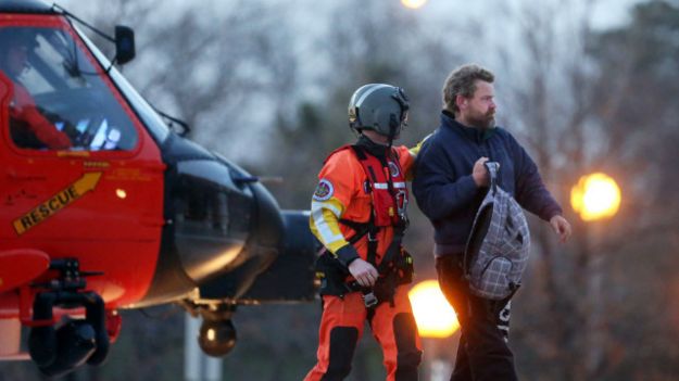 150403034843_louis_jordan_sailor_rescued