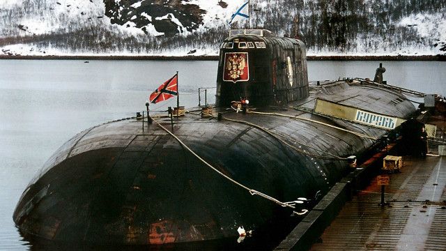 150810171248_submarine_kursk_russia_640x360_afp_nocredit.jpg