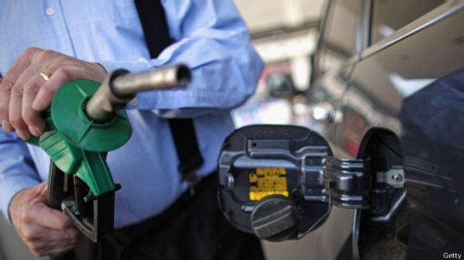 Bomba de gasolina no Reino Unido
