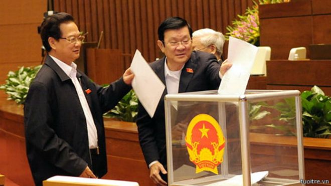 Quốc hội Việt Nam lấy phiếu tín nhiệm