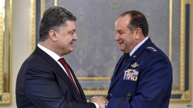 烏克蘭總統（左）會晤布里德拉夫將軍