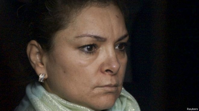 María de los Ángeles Pineda esposa de exalcalde de Iguala es acusada de crimen organizado y lavado de dinero donde 43 estudiantes desaparecieron en septiembre