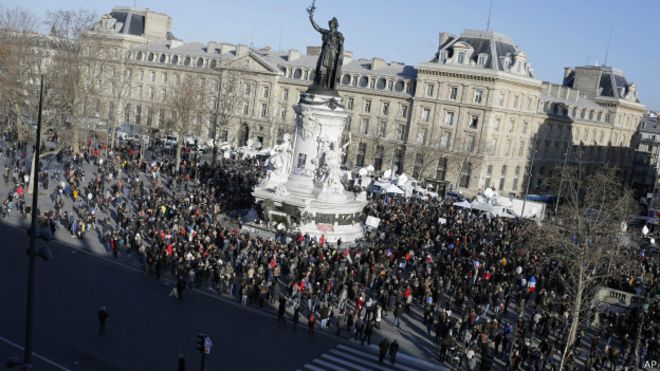 巴黎百萬人大遊行 40多國政要參加