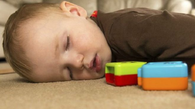 150113065244_baby_taking_sleep_640x360_t