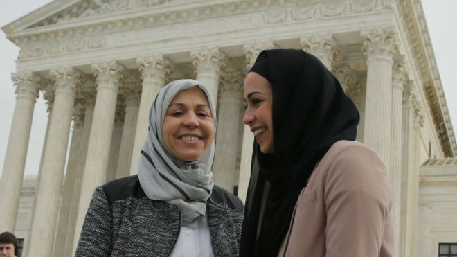 دیوان عالی آمریکا به نفع یک زن مسلمان باحجاب رای داد