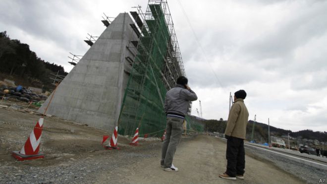 Muro para proteger a Japón de un tsunami