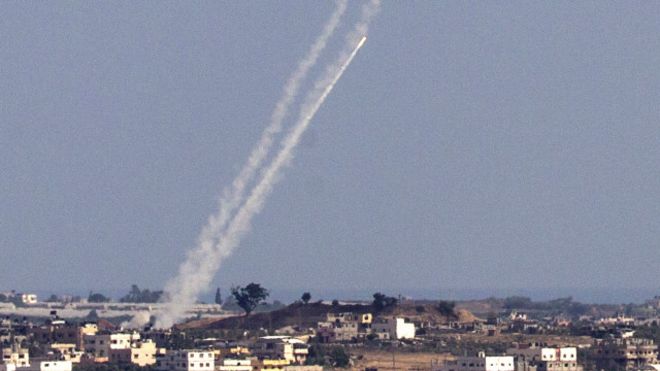 إسرائيل تشن هجمات على مواقع في قطاع غزة Gaza إسرائيل تشن هجمات على مواقع في قطاع غزة Gaza