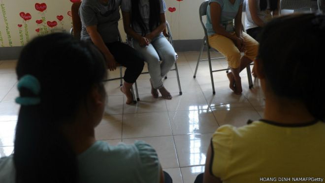 Phụ nữ Việt bị bán sang TQ được giải thoát tại Lào Cai. Ảnh chụp 09/05/2014)