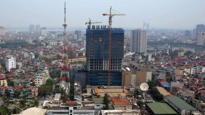 Torre de TV en Hanoi, Vietnam