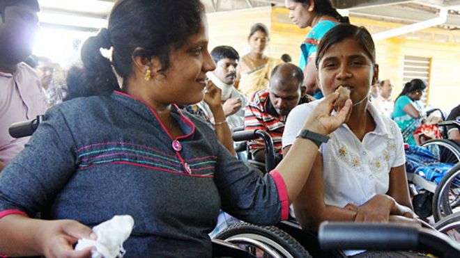 150423135212_srilankawarspinalcordinjury