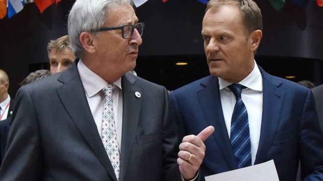 Presidente da Comissão Europeia, Jean-Claude Juncker, e chefe do Conselho Europeu, Donald Tusk