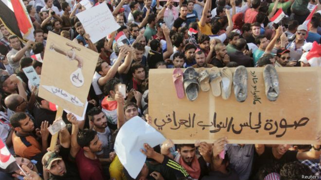 مقتدى الصدر يدعو لاستئناف الاحتجاجات
