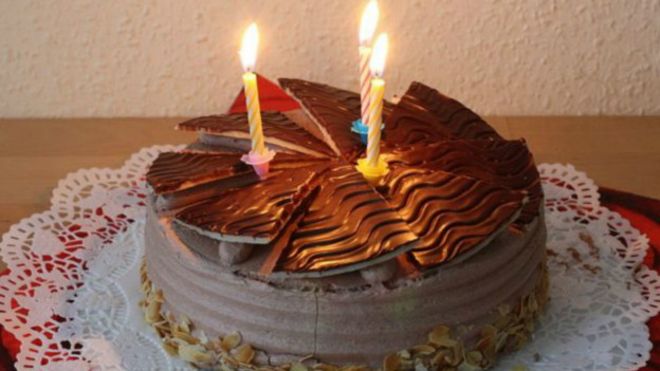 150827141007_tajik_birthday_cake_624x351_wikimediapushchinka_nocredit.jpg