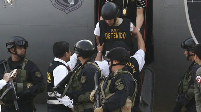 Gerald Oropeza aterriza en Lima