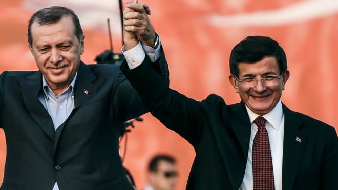 151020111822_erdogan_davutoglu_624x351_afp_nocredit.jpg