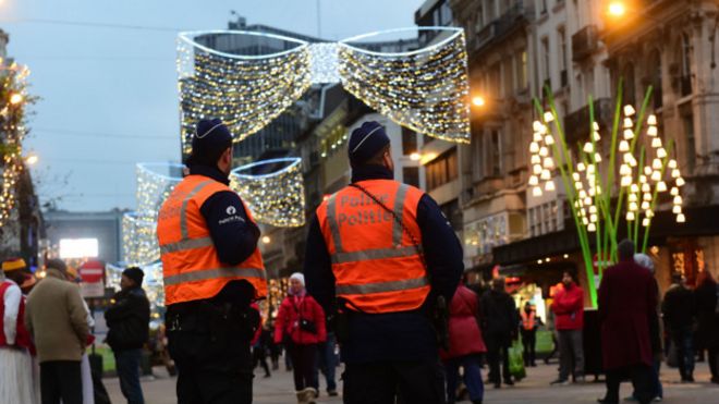 பெல்ஜிய காவல் துறையினர்