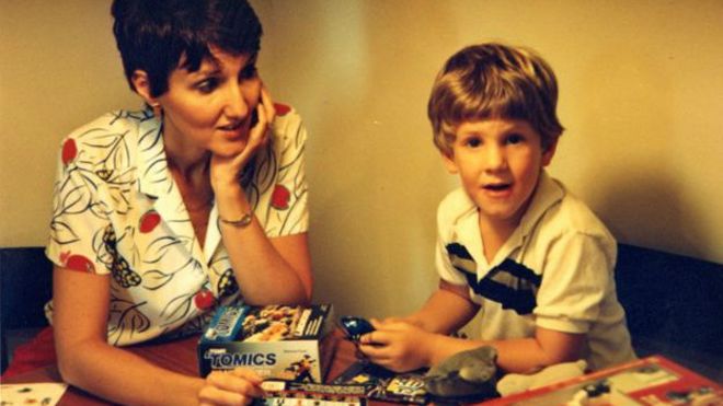 Sue Klebold y su hijo Dylan