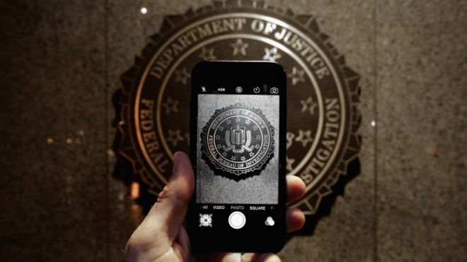 Apple: FBI telefon kameraları ve mikrofonlarını kontrol edebilir