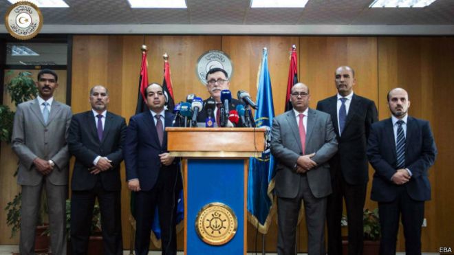 ردود فعل ليبية غاضبة جراء العثور على 14 جثمانا معصوبي الأيدي بتجمع للقمامة