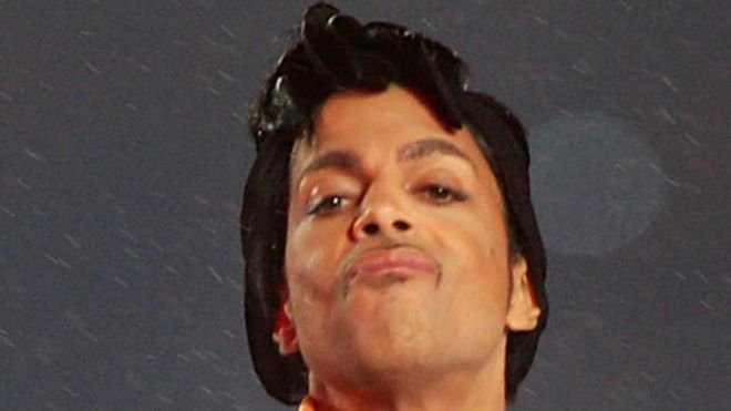 Prince, el extravagante y provocador genio que rompió con las reglas de la industria musical