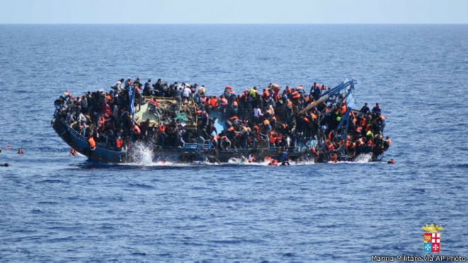 160526122000_migrant_ship_italy_624x351_