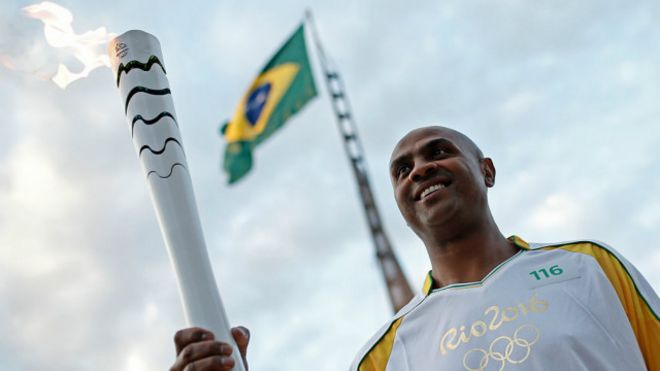 160715141213_olympic_torch_640x360_getty