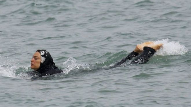160826154555_franch_burkini_640x360_reut