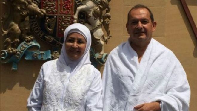 سفير بريطانيا في السعودية يؤدي فريضة الحج بعد اعتناقه الإسلام