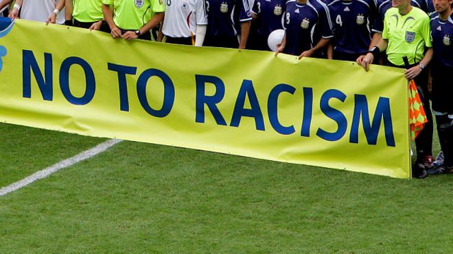 الفيفا يحل لجنة مكافحة العنصرية لأنها "أتمت مهمتها بنجاح"