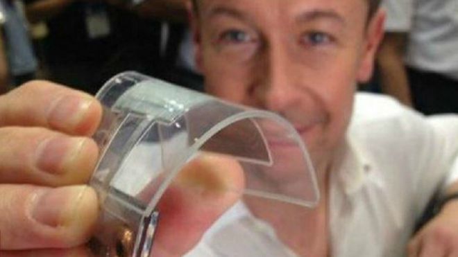 باناسونيك تكشف النقاب عن بطارية قابلة للانحناء